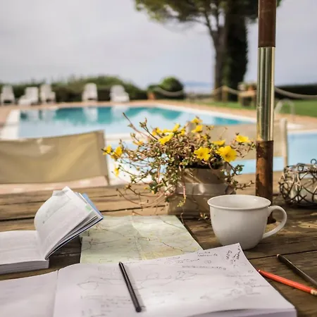 مزرعة للإقامة Fattoria La Capitana *